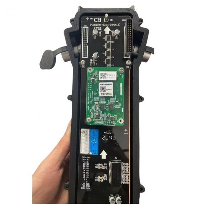 Close-up view of 글로샤인 CB Series LED display chip technology